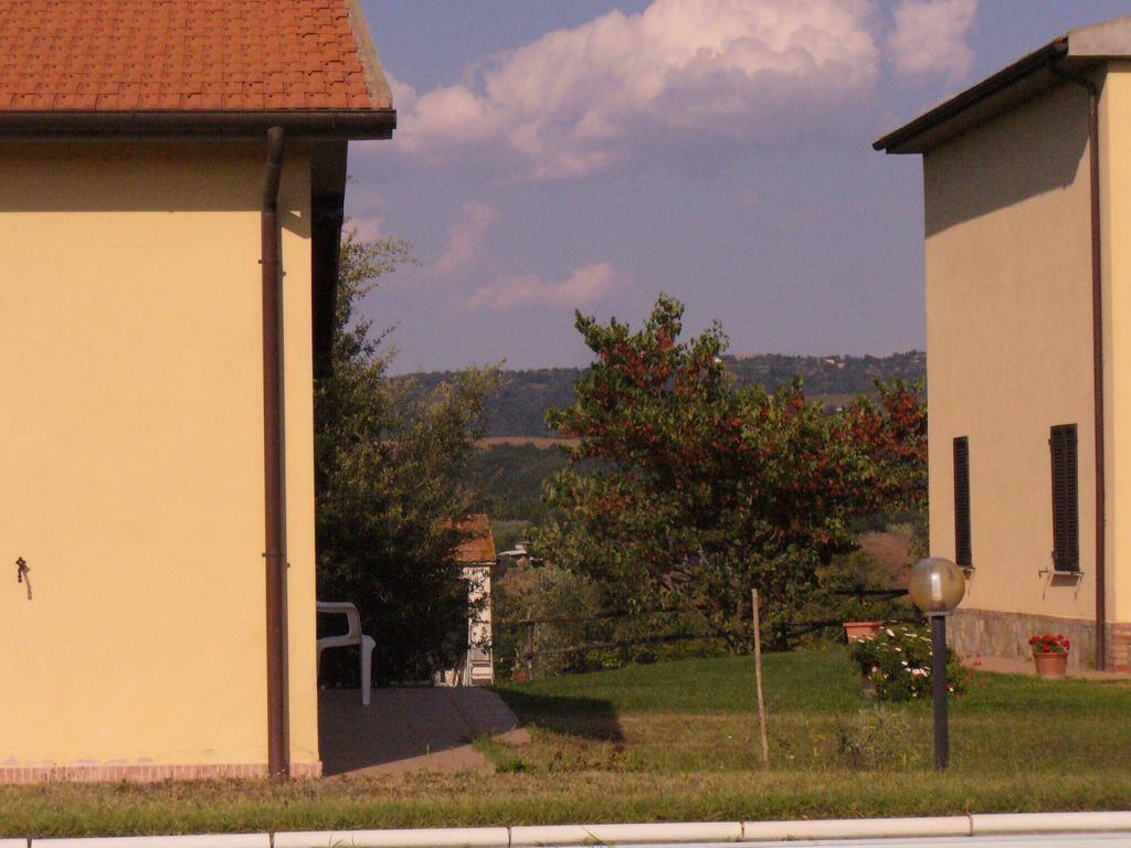 Agriturismo Tinti Montiano (Tuscany) Exterior foto